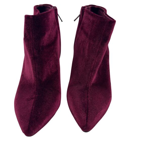 Old Navy Pointed Toe Sexy Chic Wine Red Velvet Heeled Booties Women's Size 7 - Picture 2 of 9